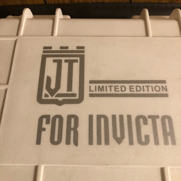 Limited Edition Jason Taylor Invicta Pelican case - Picture 4 of 4
